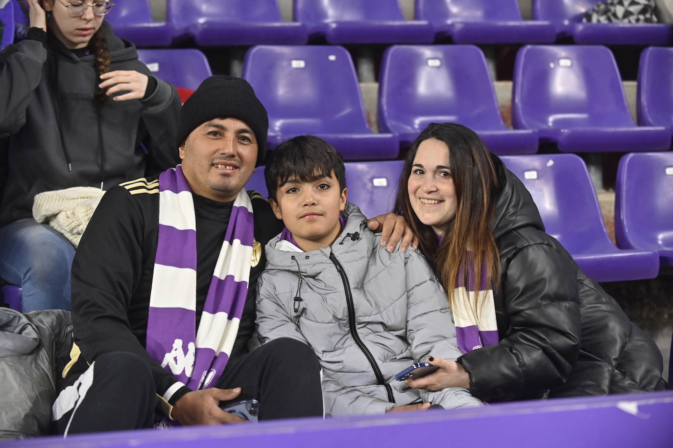 Búscate en la grada del estadio José Zorrilla (2 de 3)