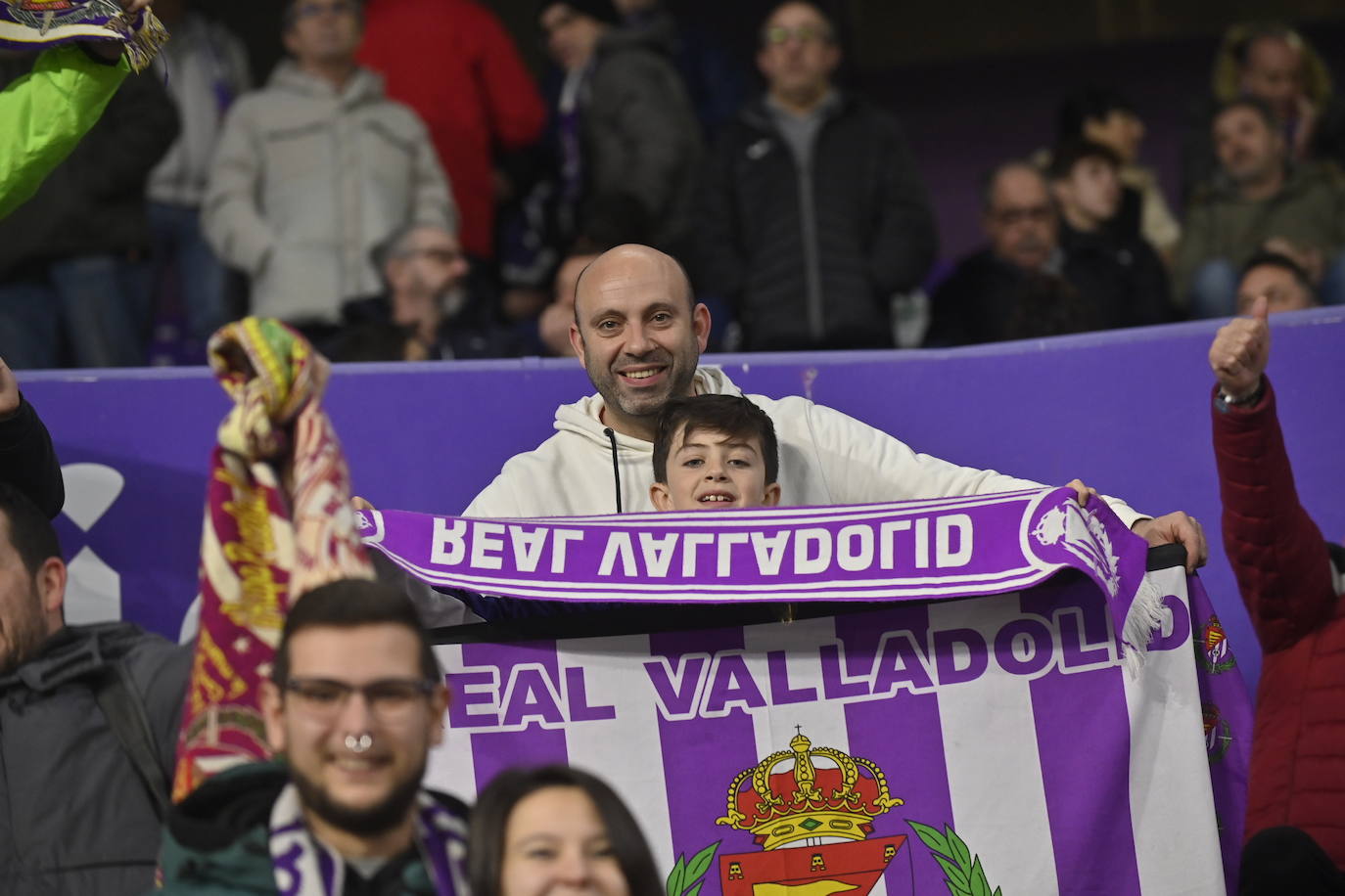 Búscate en la grada del estadio José Zorrilla (2 de 3)