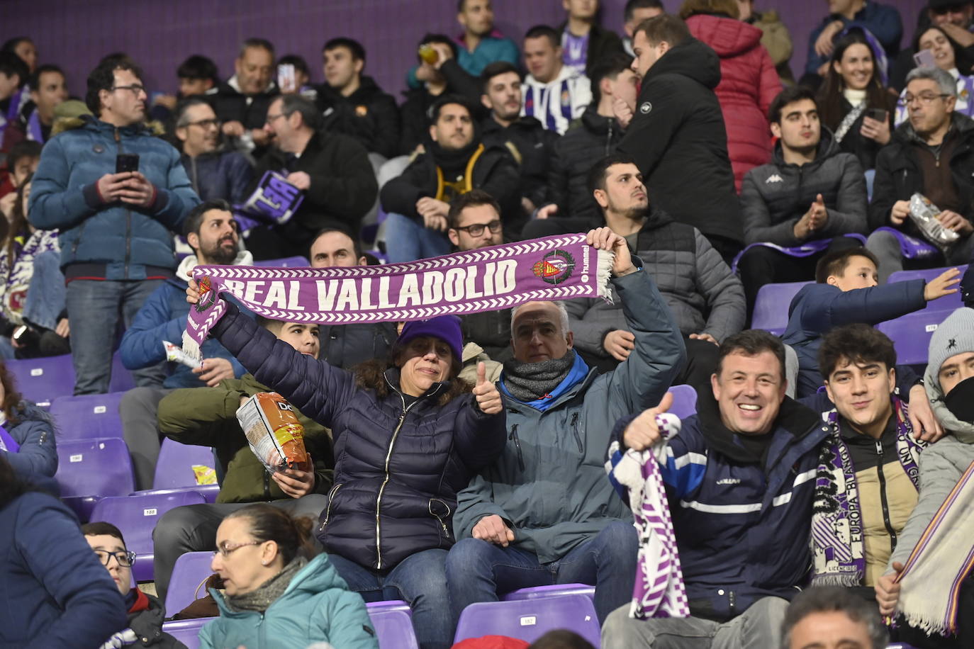 Búscate en la grada del estadio José Zorrilla (2 de 3)