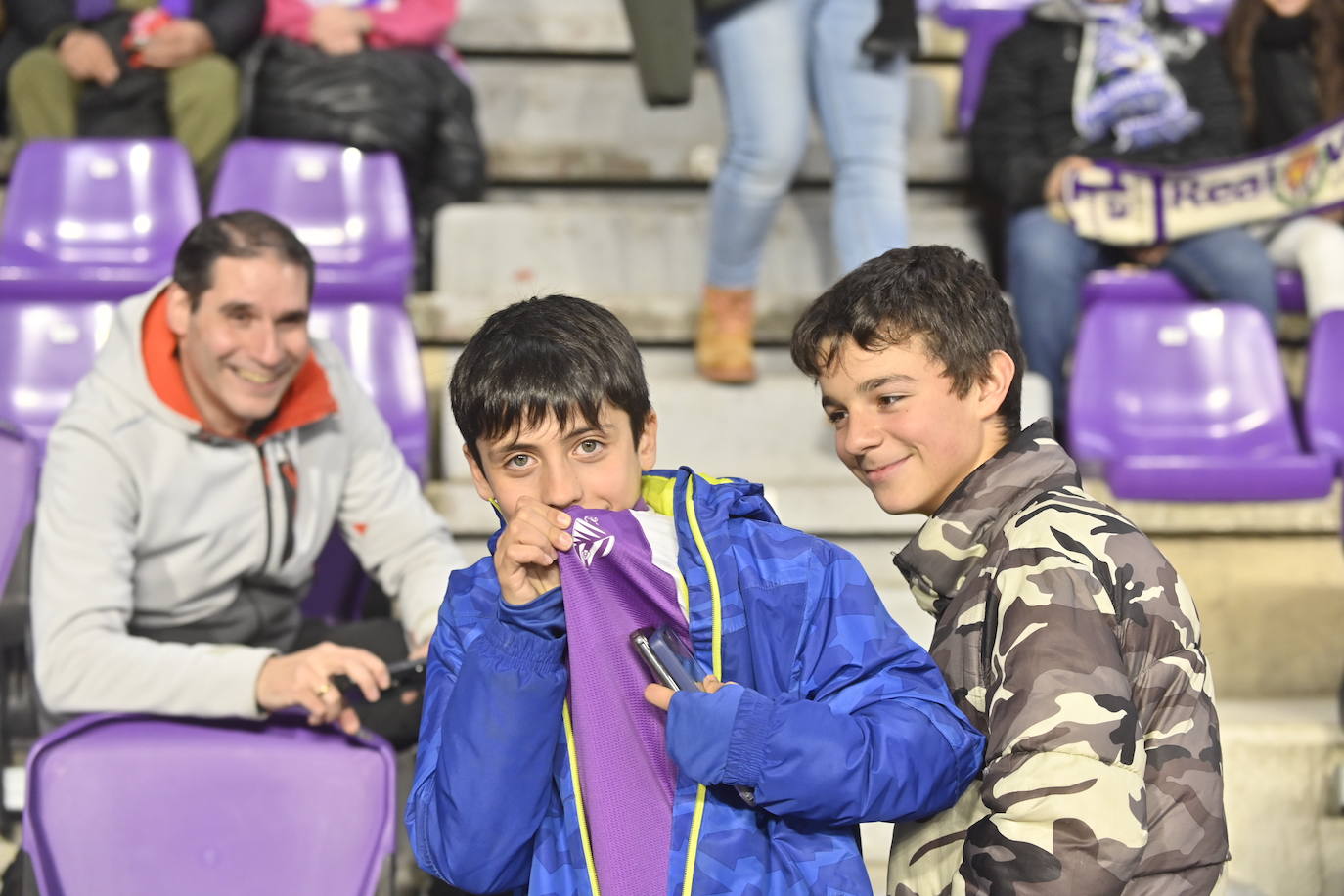 Búscate en la grada del Estadio José Zorrilla (3 de 3)