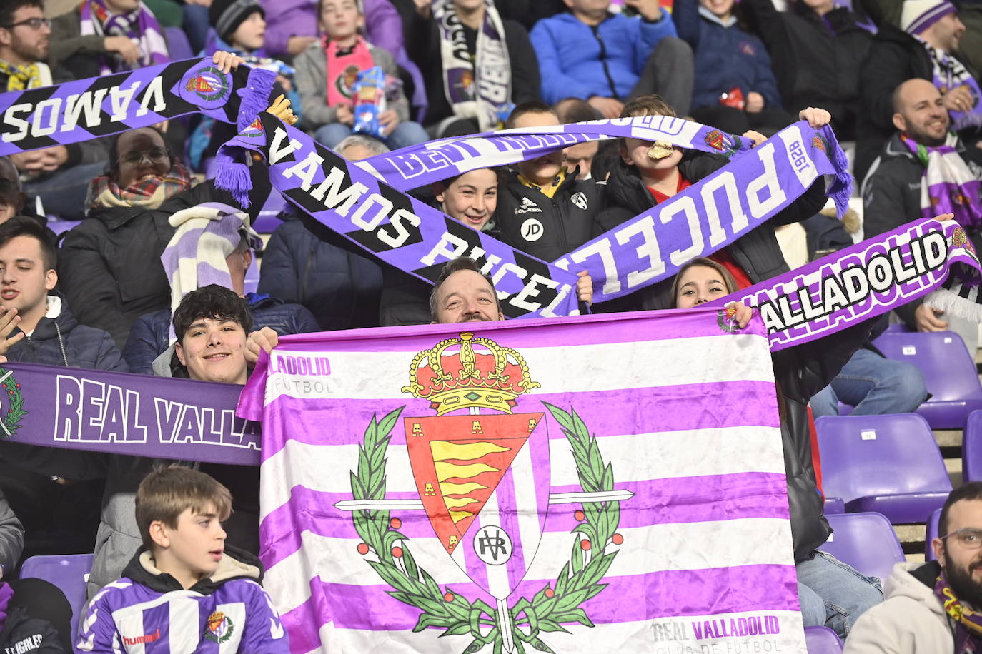 Búscate en la grada del Estadio José Zorrilla (3 de 3)