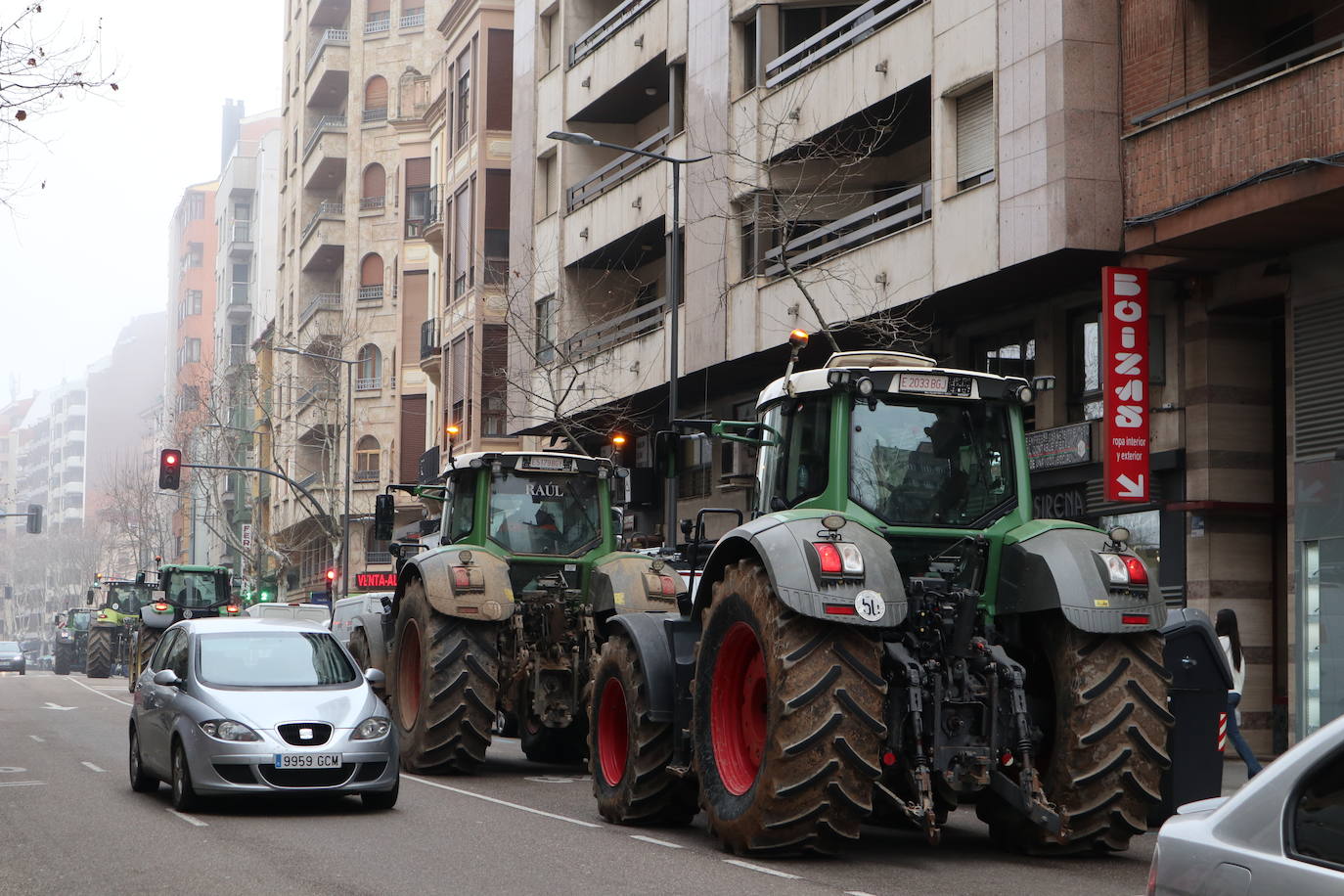 Los agricultores protestan con una tractorada en Zamora