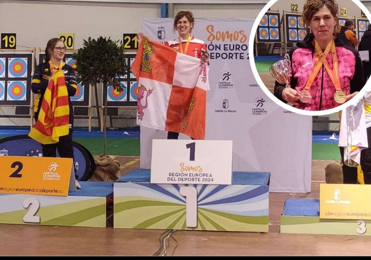 Ana Alonso, en el podio con las medallas.