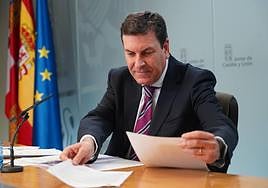 El consejero de Economía y Hacienda, Carlos Fernández Carriedo