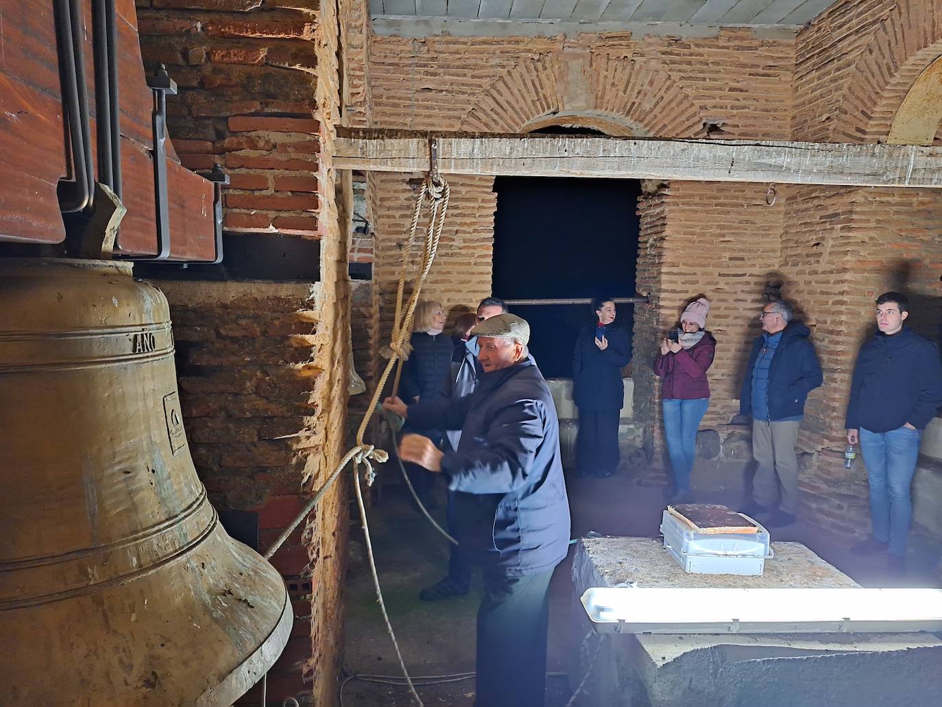 Los vecinos de Santa Eufemia tocan las campanas para ahuyentar los nublados