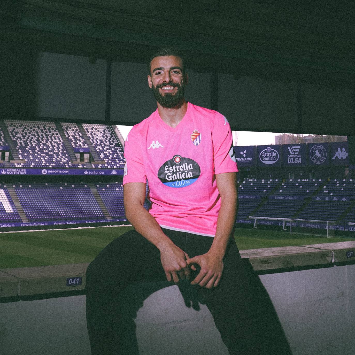 El guardameta André Ferreira posa desde la tribuna del estadio José Zorrilla.