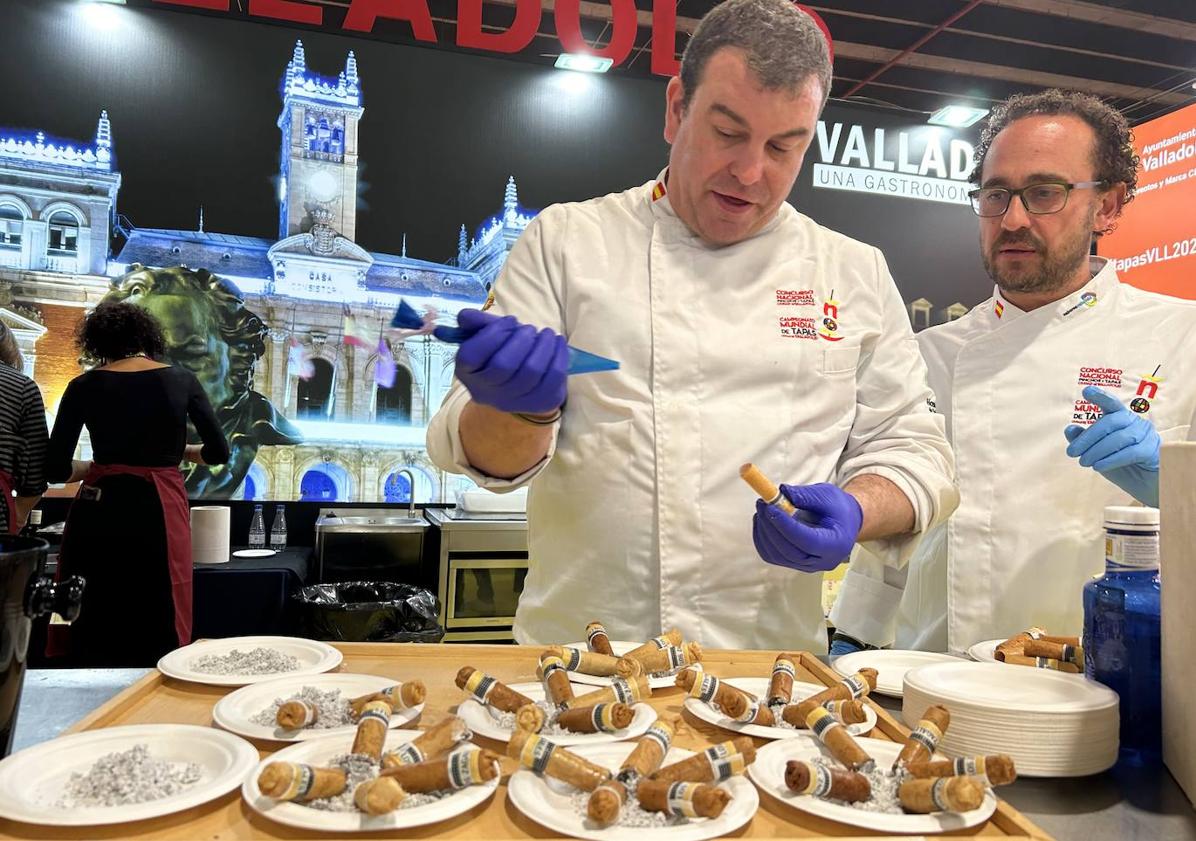 Imagen principal - 'Puro lechazo', de los Zagales, y 'Pucela roll', de Trasto.