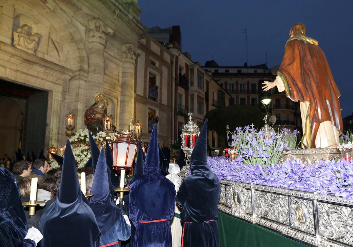 La Virgen de las Angustias y el Jesús de la Esperanza, en una procesión de principios de la pasada década