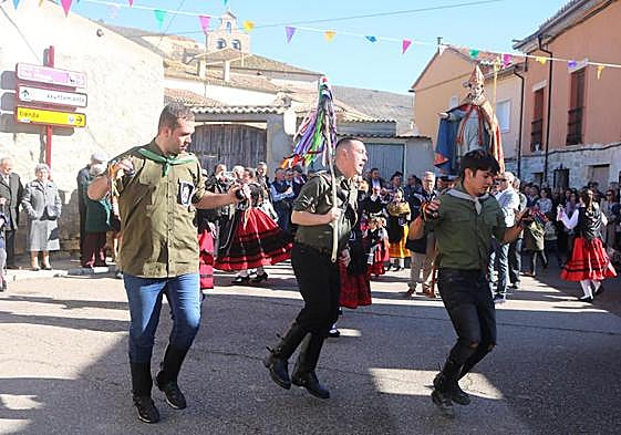 Danzas en Hornillos de Cerrato.