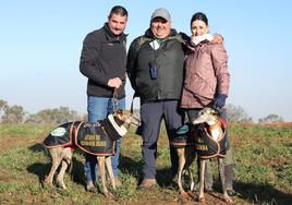 Los animales finalistas, 'Aitana de Hermanos Bravo' y, a la izquierda de la foto, 'Leyenda de Retumba'.