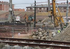 Obras del primer tramo del Ave a Cantabria, en Palencia.