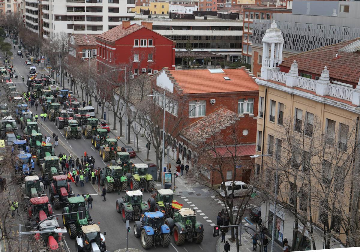 Los tractores bloquean Palencia