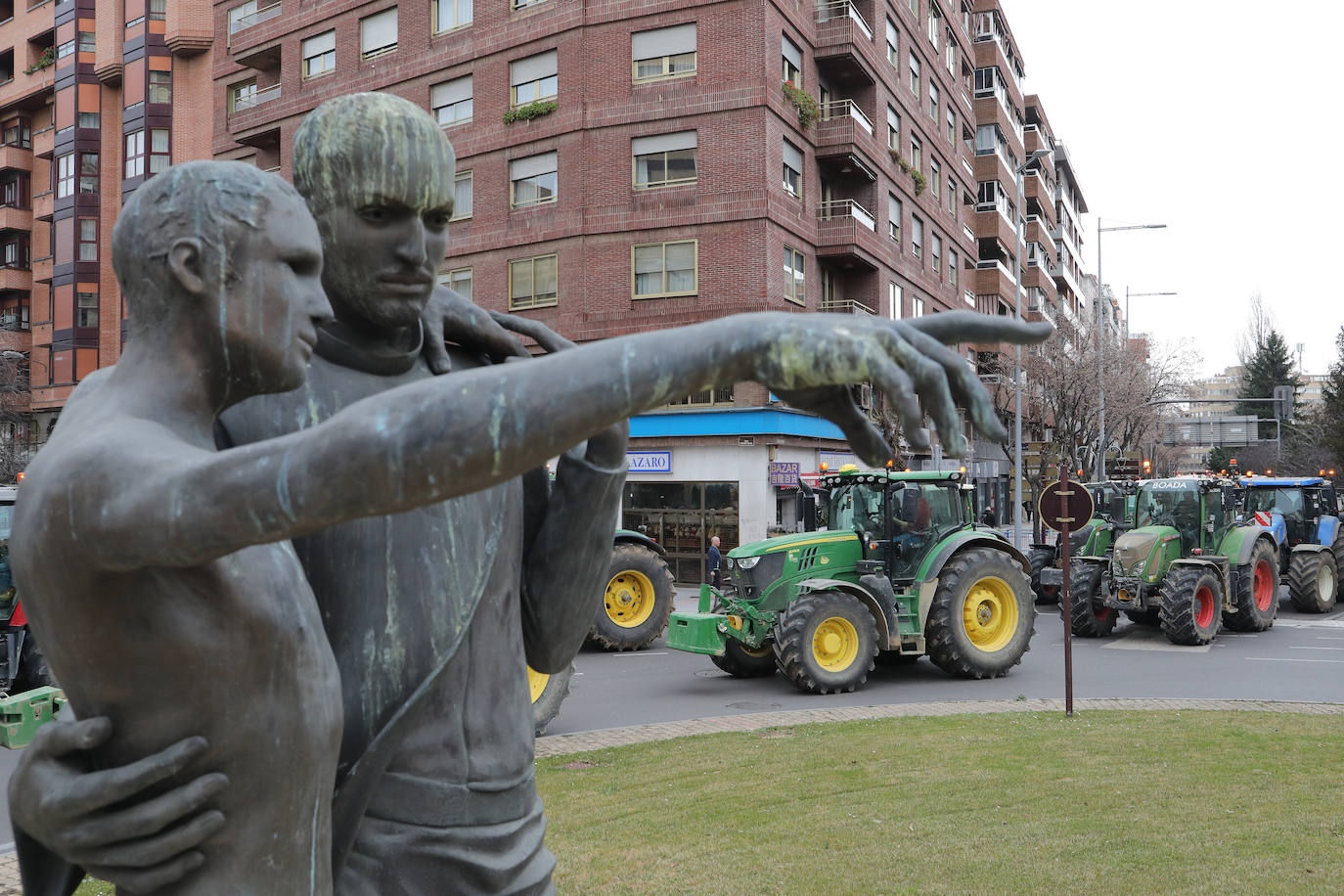 Los tractores bloquean Palencia