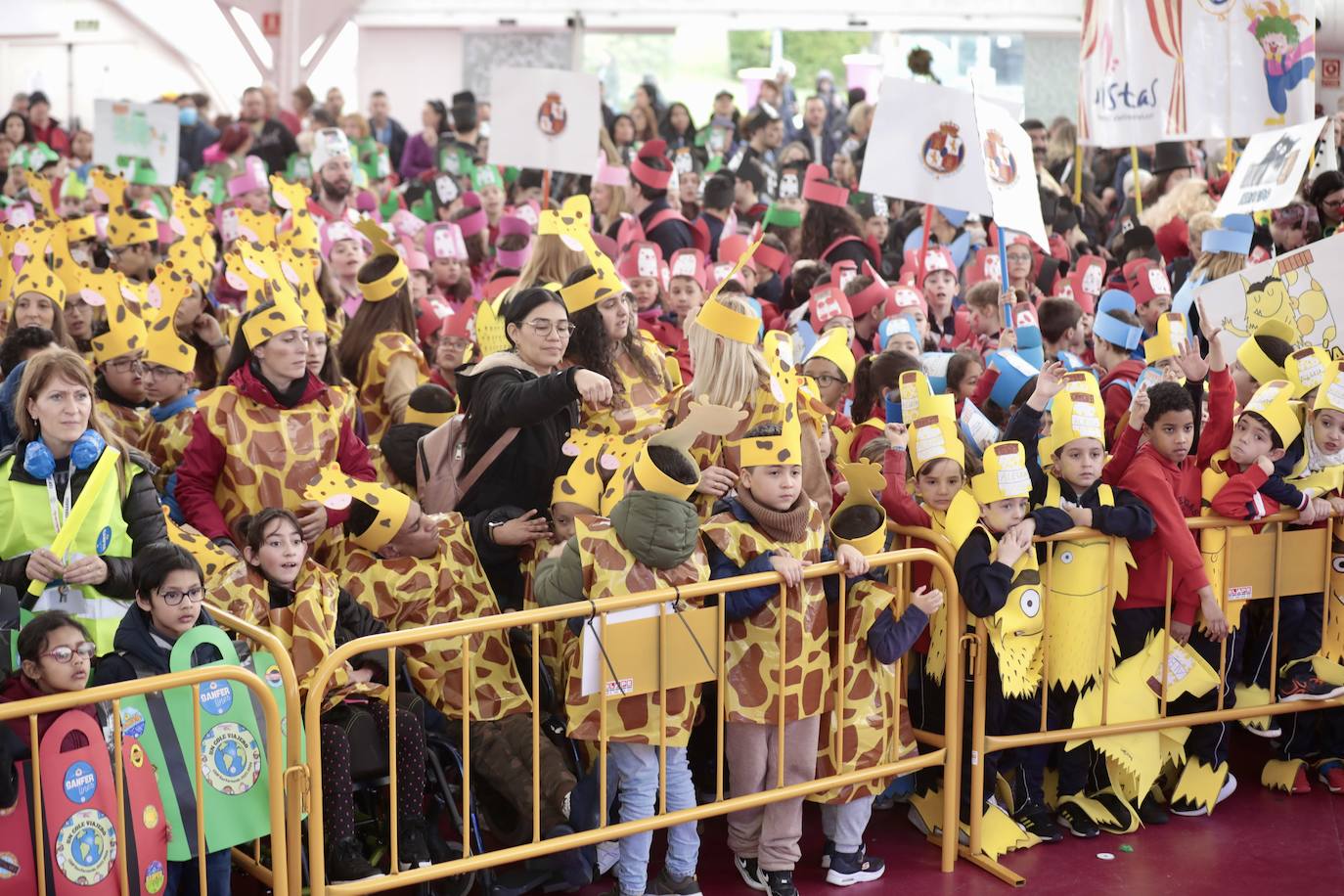 El carnaval infantil de la Cúpula del Milenio, en imágenes