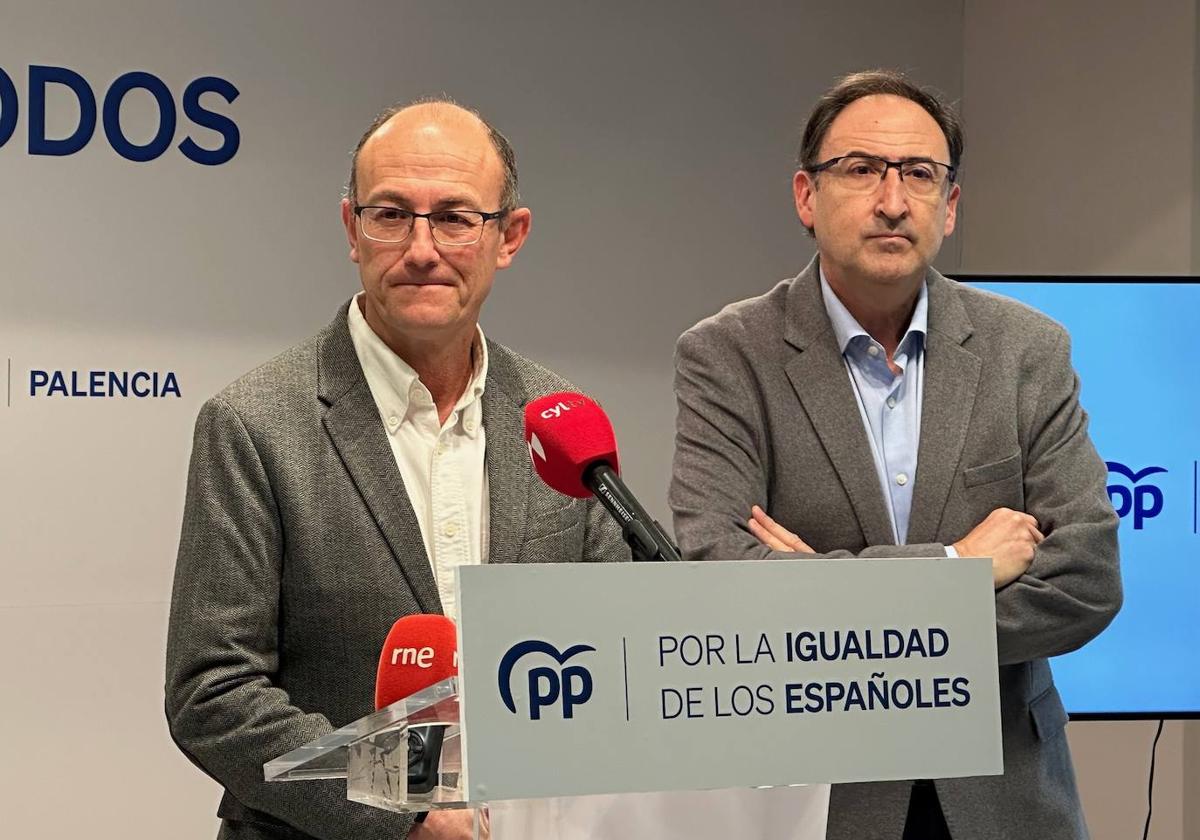 Los senadores del PP por Palencia Jorge Domingo Martínez y Alfonso Polanco.