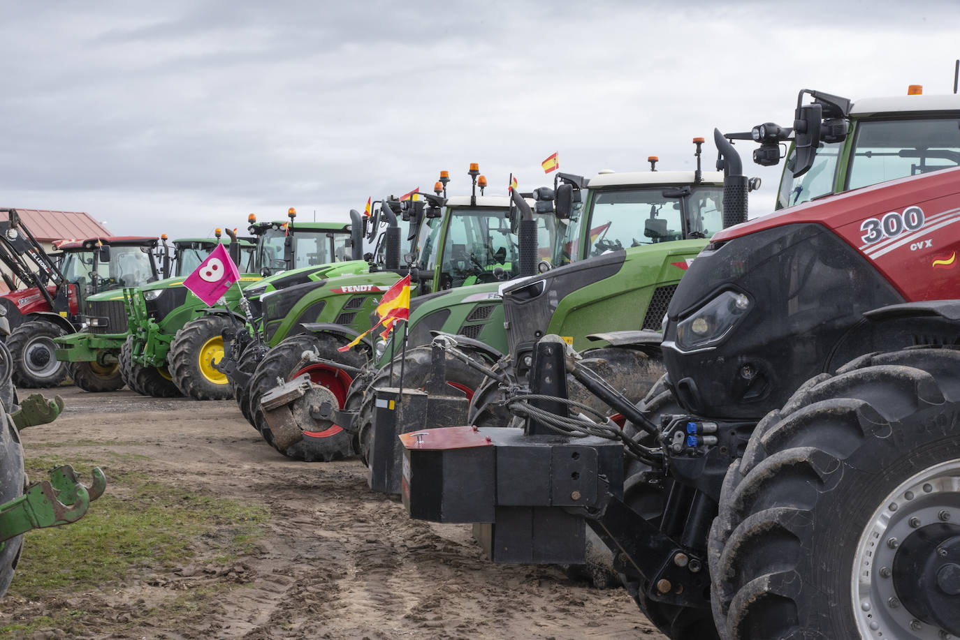 La tractorada del viernes por Segovia, en imágenes