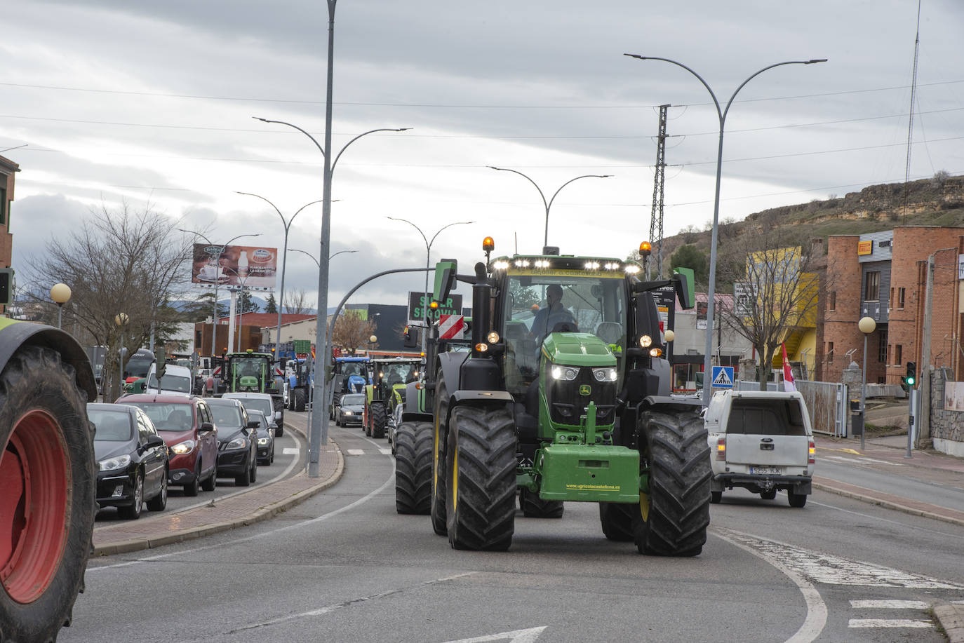 La tractorada del viernes por Segovia, en imágenes