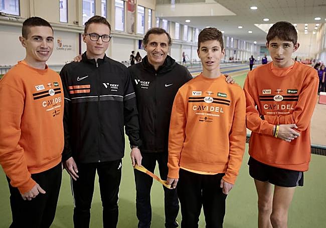 Adrián, Ángel, Isaac Viciosa, Ander y Jorge.