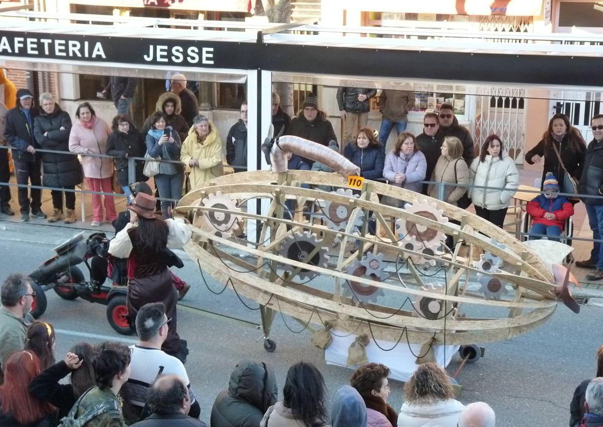 Imagen secundaria 1 - Tudela de Duero, capital del Carnaval en Valladolid: estos son los mejores disfraces