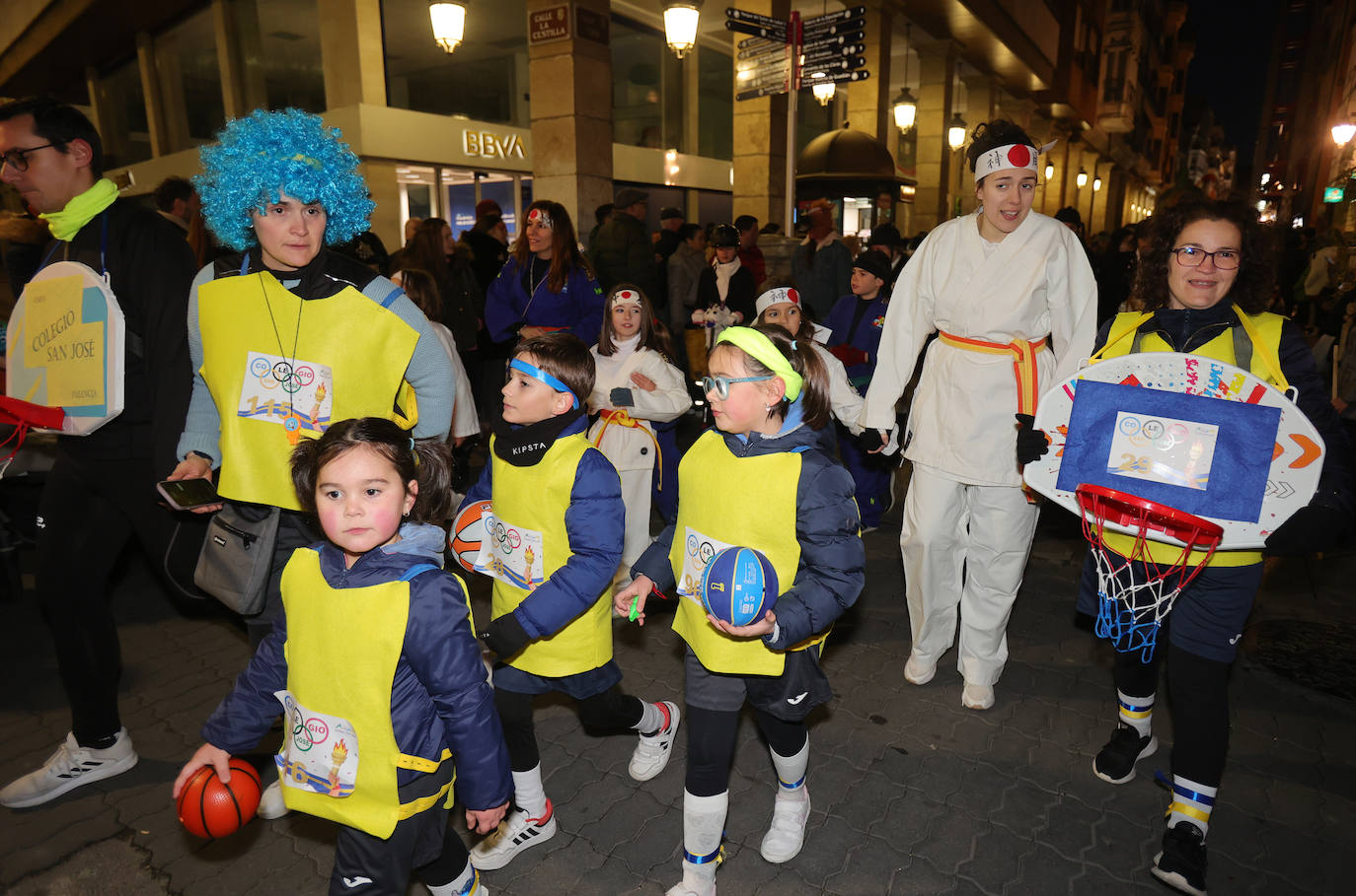 Palencia vive un ingenioso y multitudinario Carnaval