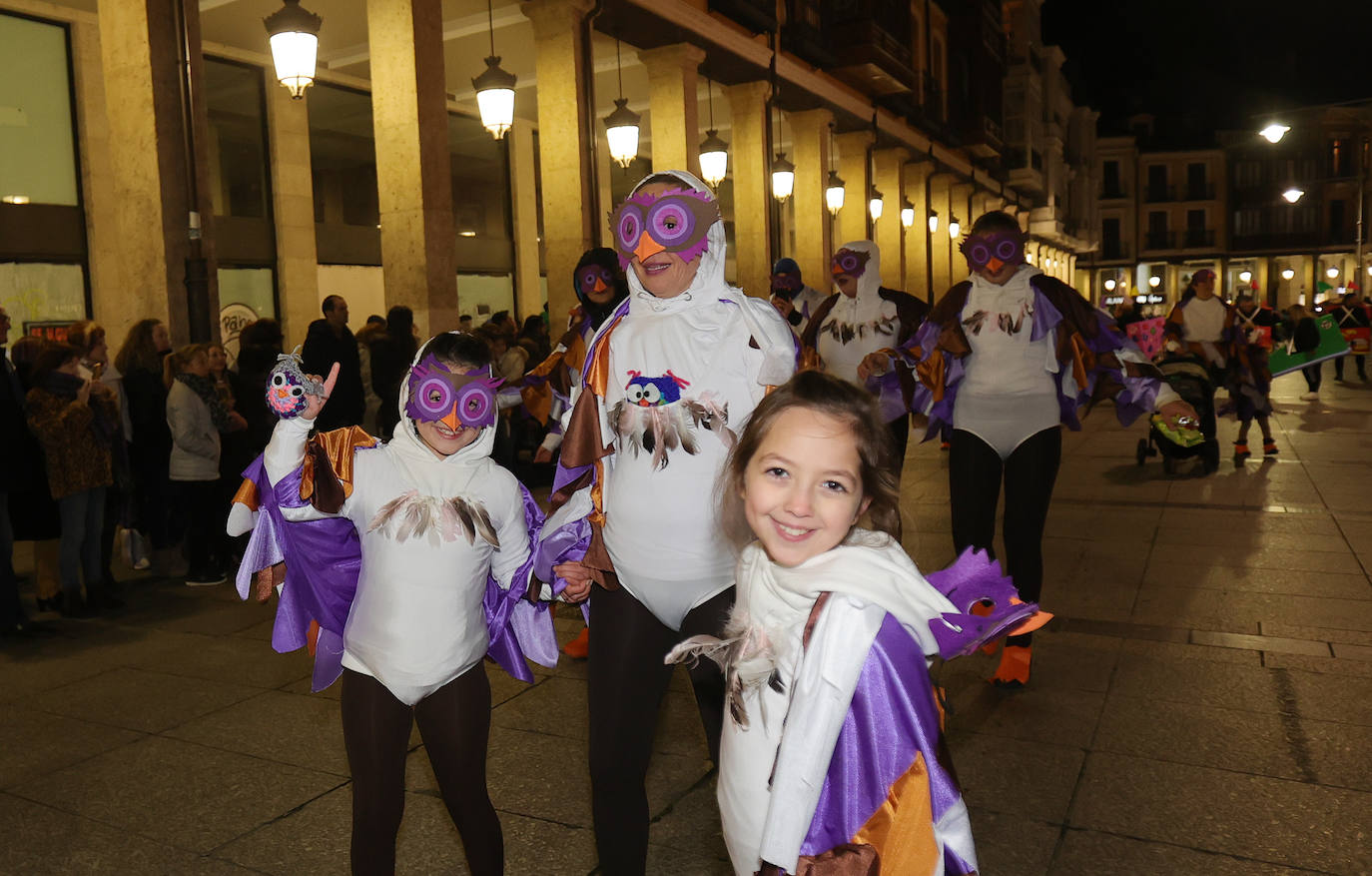 Palencia vive un ingenioso y multitudinario Carnaval