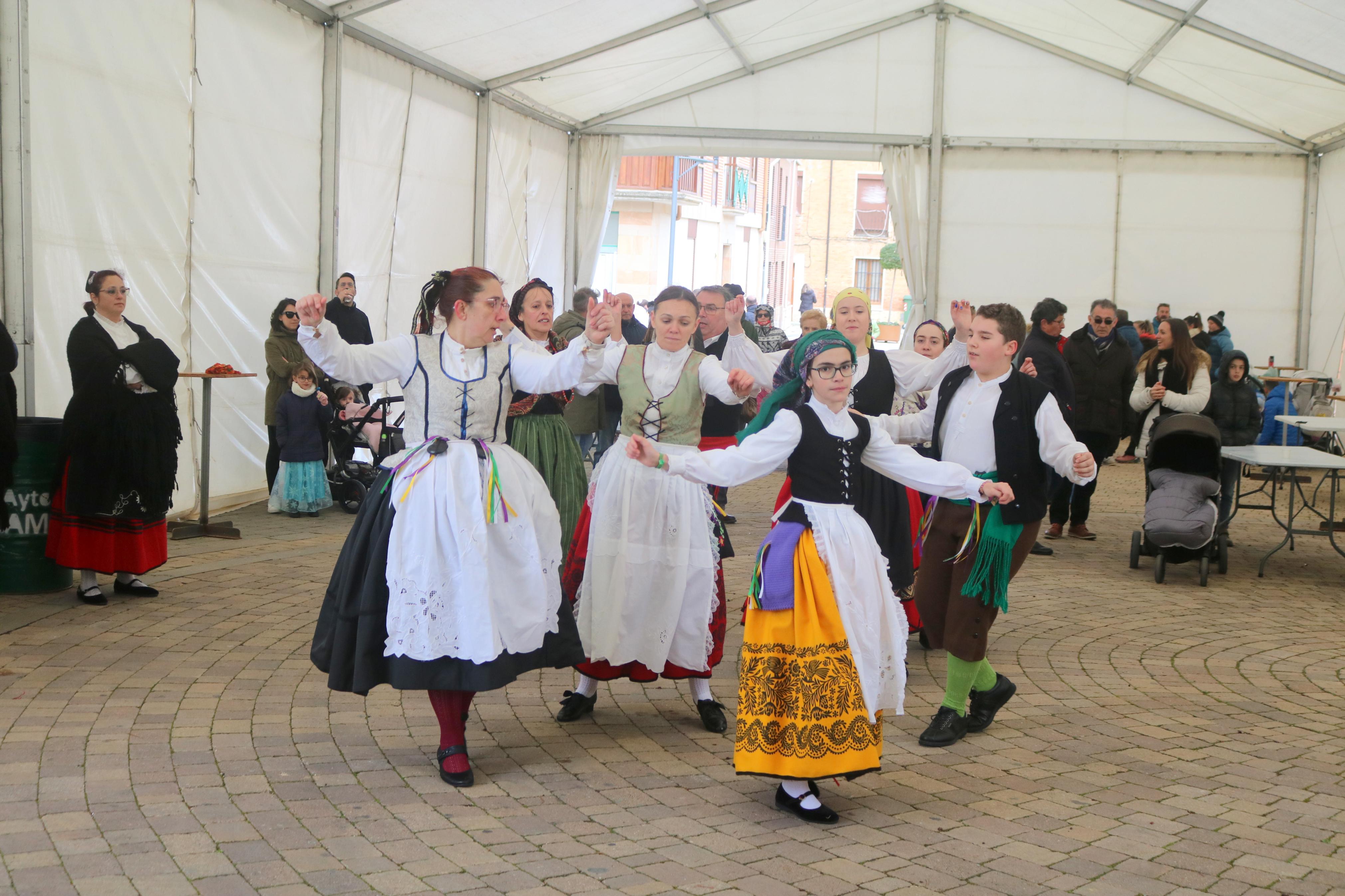 Villamuriel de Cerrato celebra su Fiesta de la Matanza