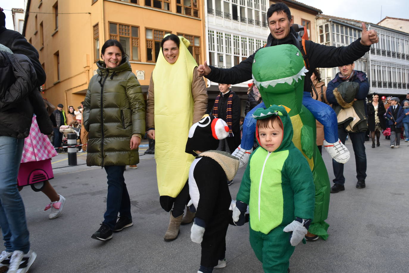 El jurado, atento a los disfraces más pequeños en Aguilar