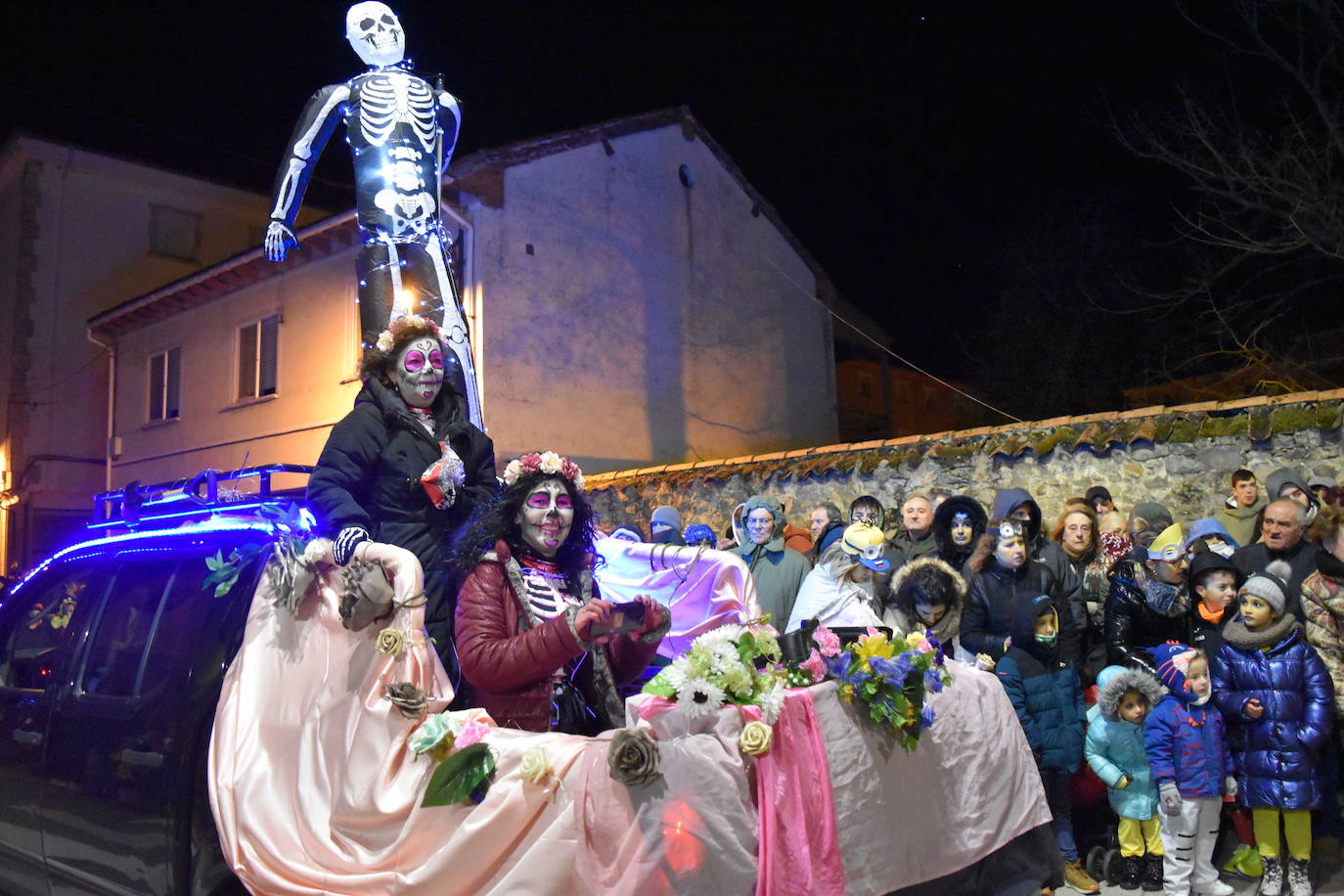 El Carnaval de la Galleta luce en el gran desfile