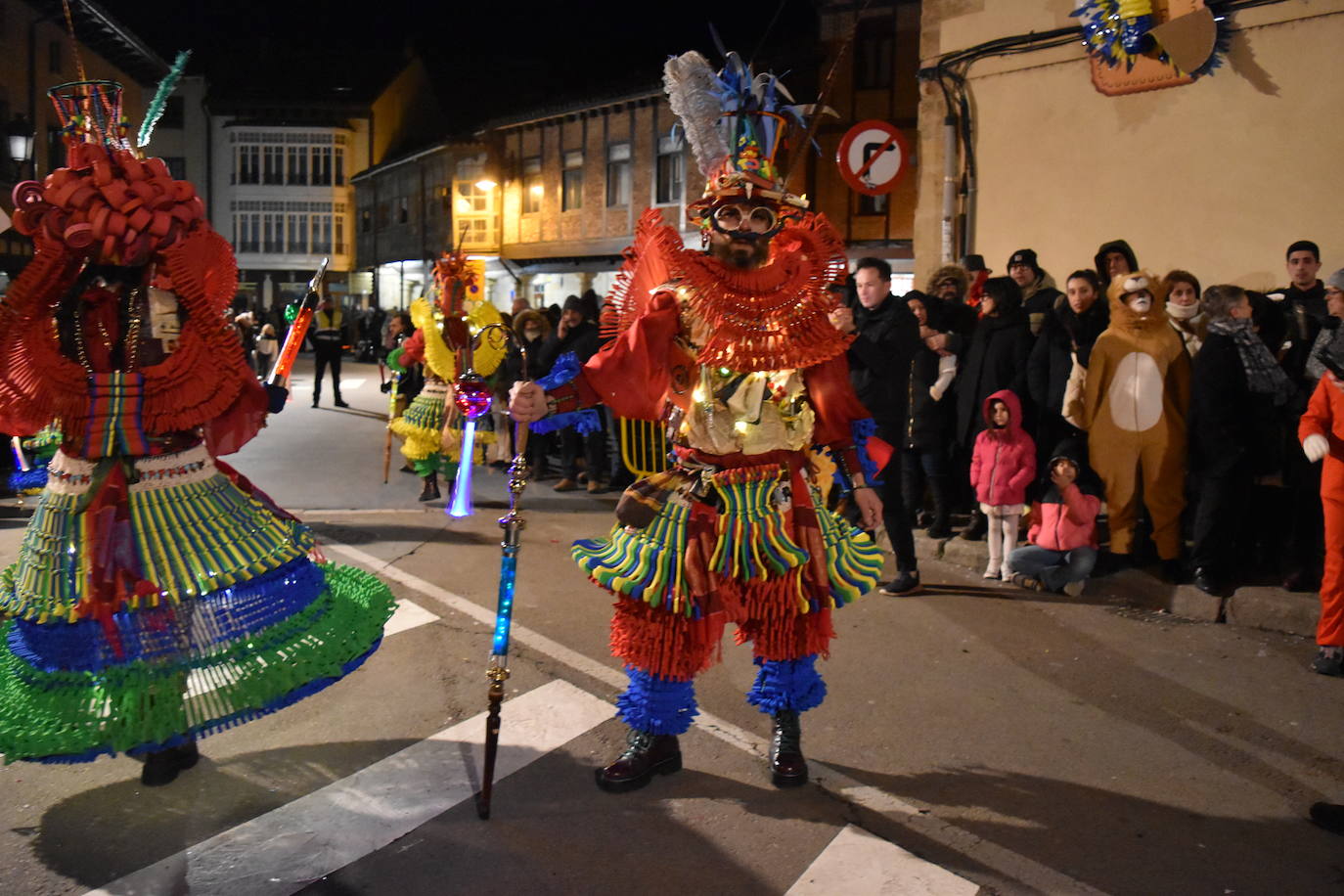 El Carnaval de la Galleta luce en el gran desfile