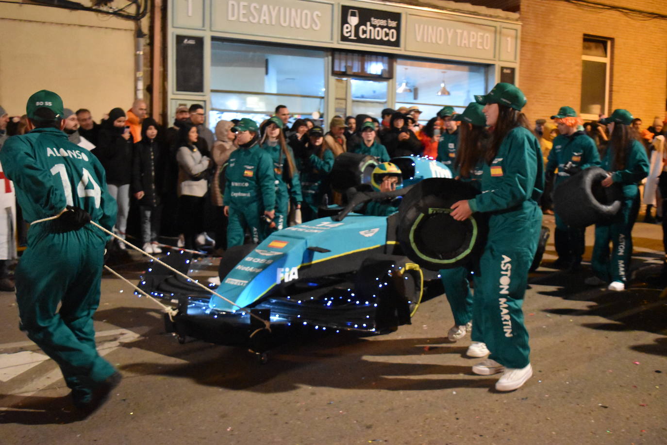 El Carnaval de la Galleta luce en el gran desfile