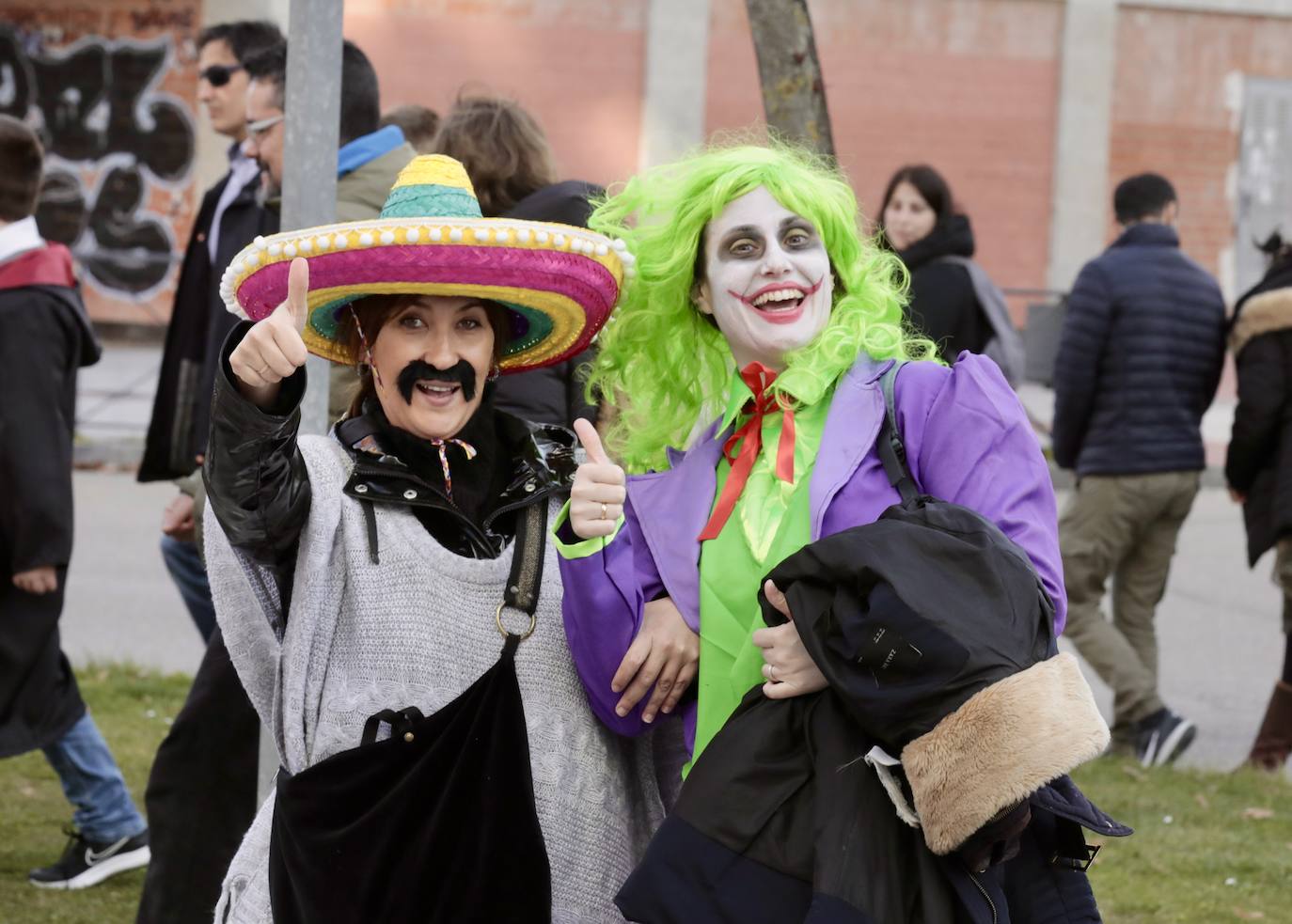 El carnaval toma Villa del Prado con un desfile de disfraces