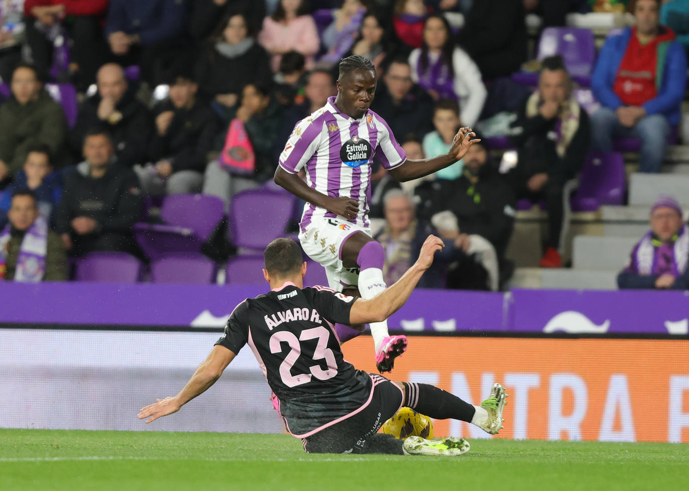 Las imágenes del partido entre el Real Valladolid y el Albacete