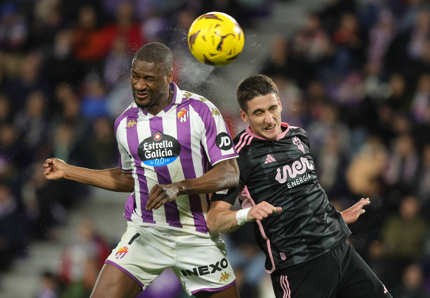 Las imágenes del partido entre el Real Valladolid y el Albacete