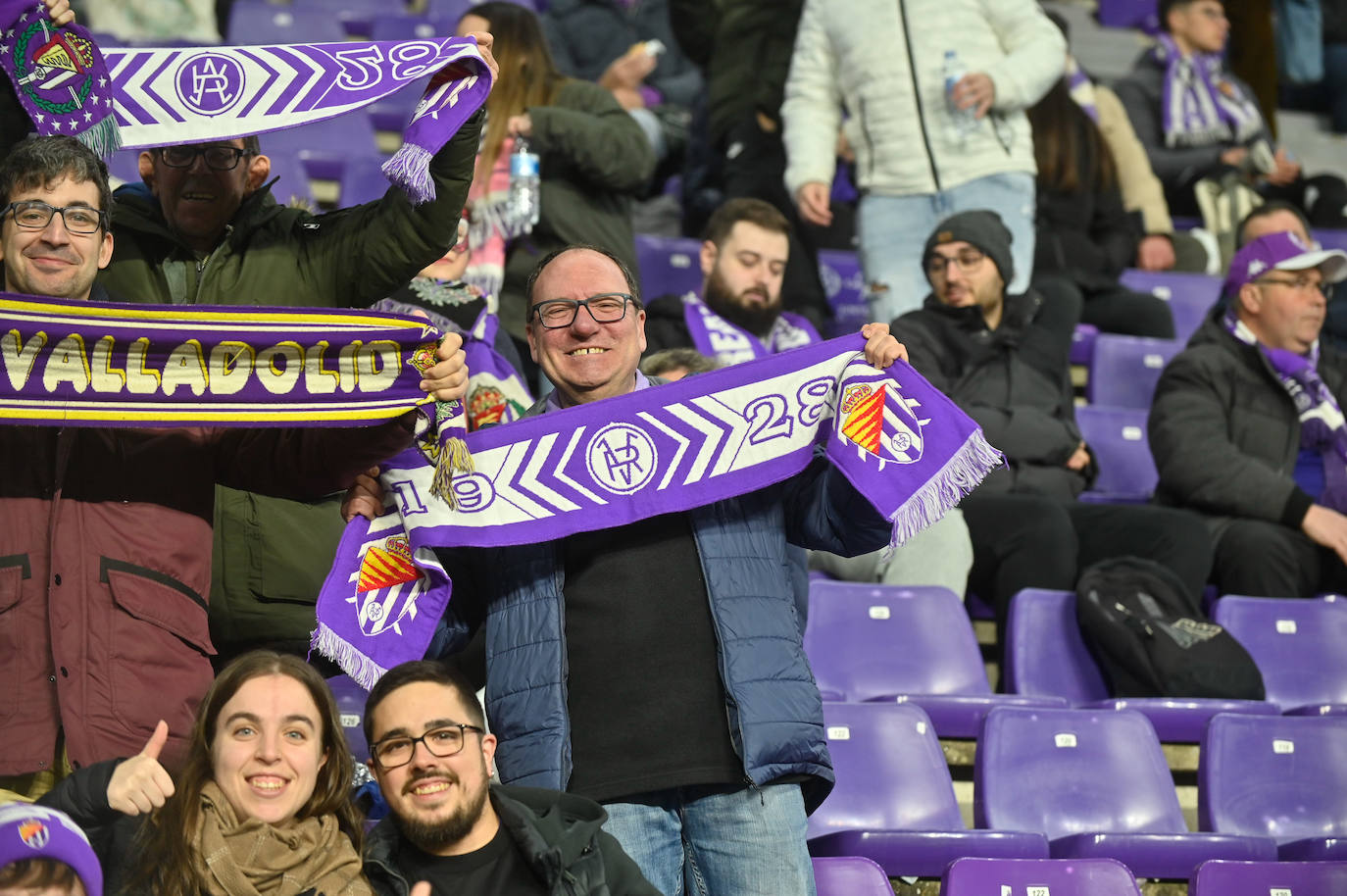 Búscate en la grada del Estadio José Zorrilla (2 de 4)