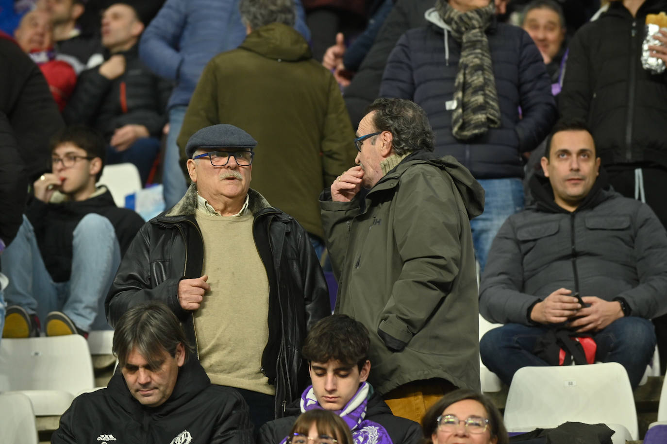 Búscate en la grada del Estadio José Zorrilla (2 de 4)