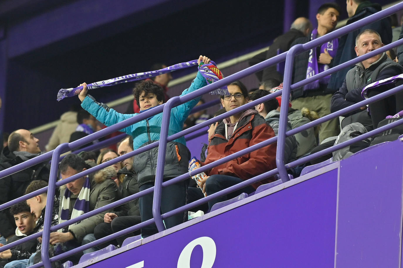 Búscate en la grada del Estadio José Zorrilla (3 de 4)