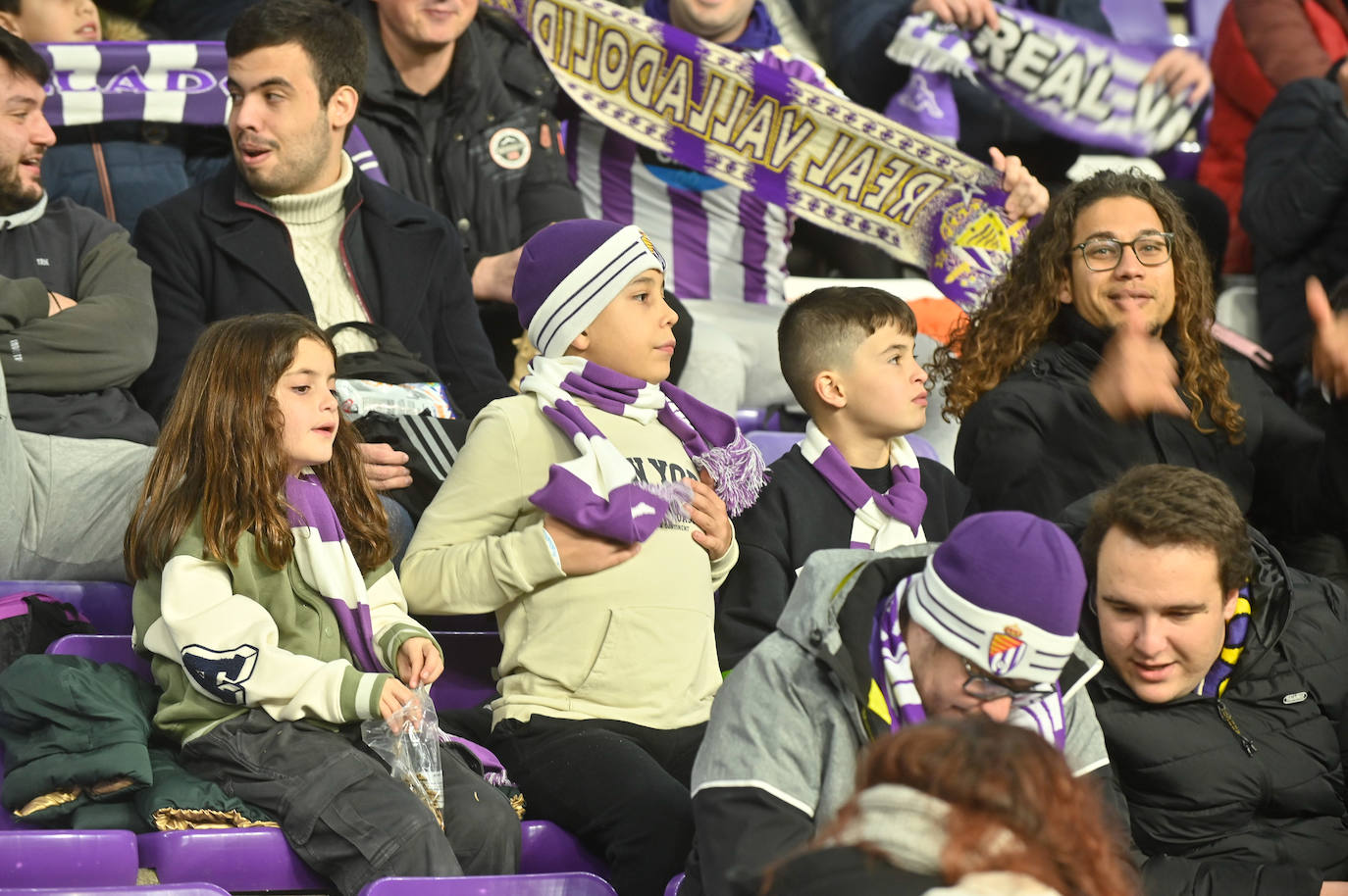 Búscate en la grada del Estadio José Zorrilla (4 de 4)