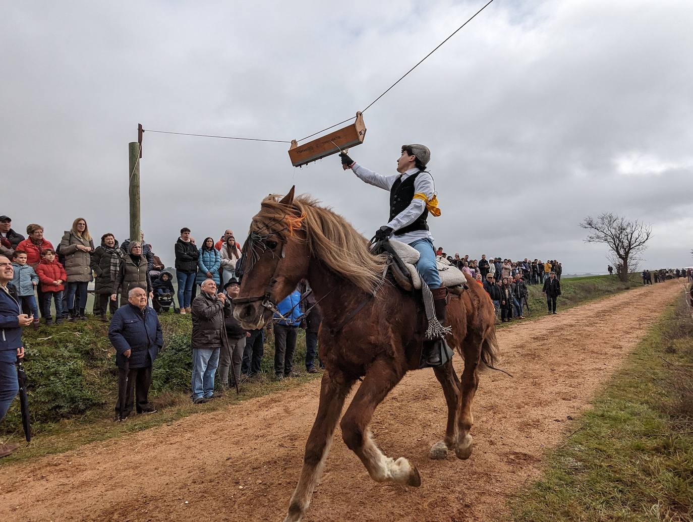 Carrera de cintas en Torrelobatón