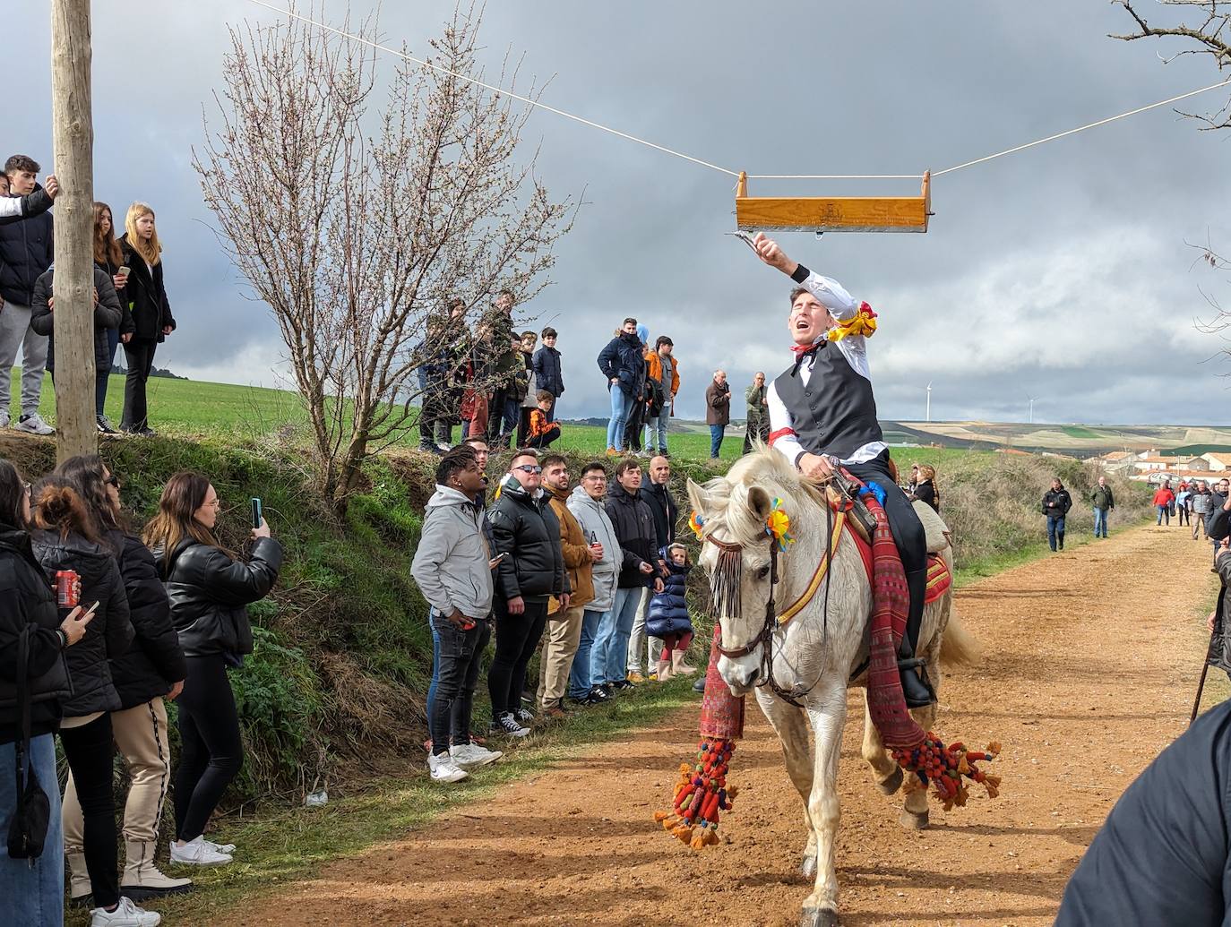 Carrera de cintas en Torrelobatón