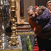 El besapié al Atado a la Columna estrena un intenso calendario cofrade en Valladolid