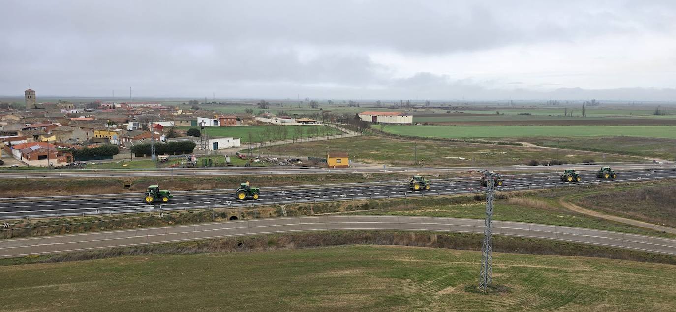 Primeras imágenes de la tractorada en Palencia