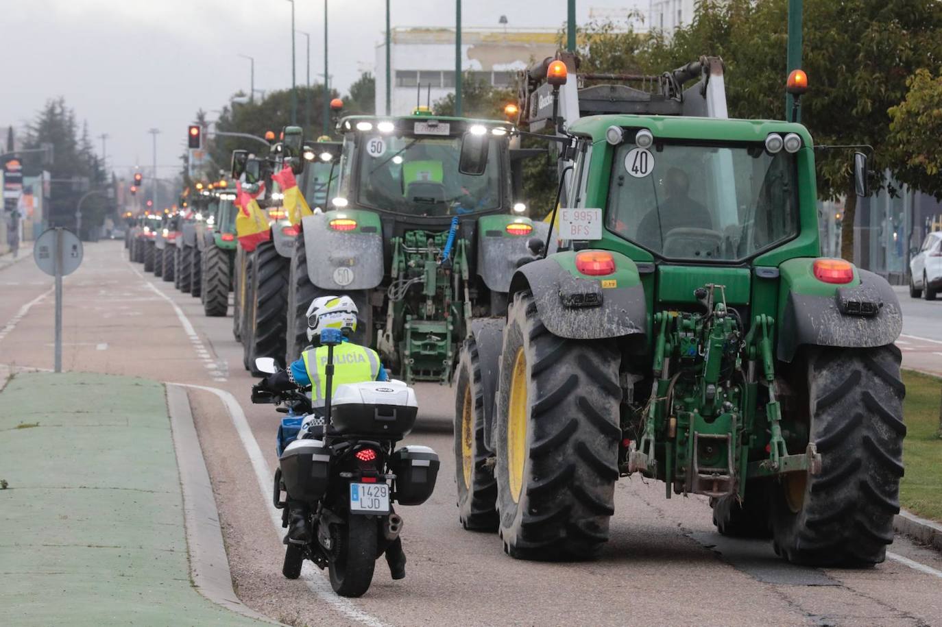 Las imágenes de la manifestación de los agricultores en Valladolid
