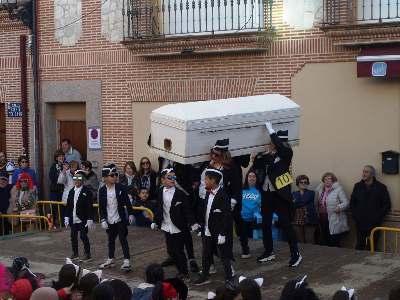 Las imágenes de la fiesta de la Piñata en Pedrajas de San Esteban