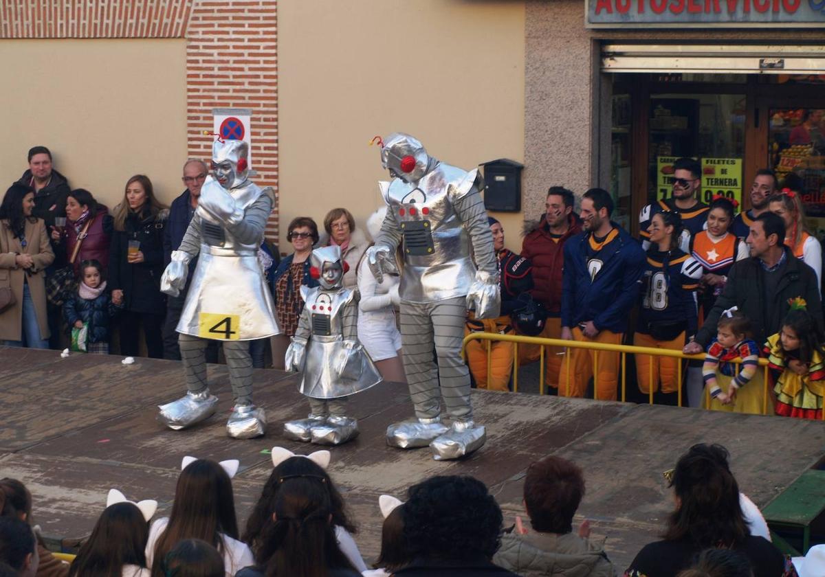 Las imágenes de la fiesta de la Piñata en Pedrajas de San Esteban