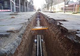 Las obras de la red de calor en Parquesol, en la calle Eusebio González Suárez