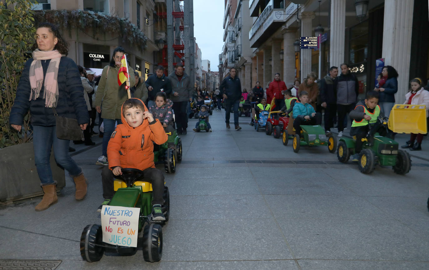 Los niños de Palencia defienden la agricultura y la ganadería