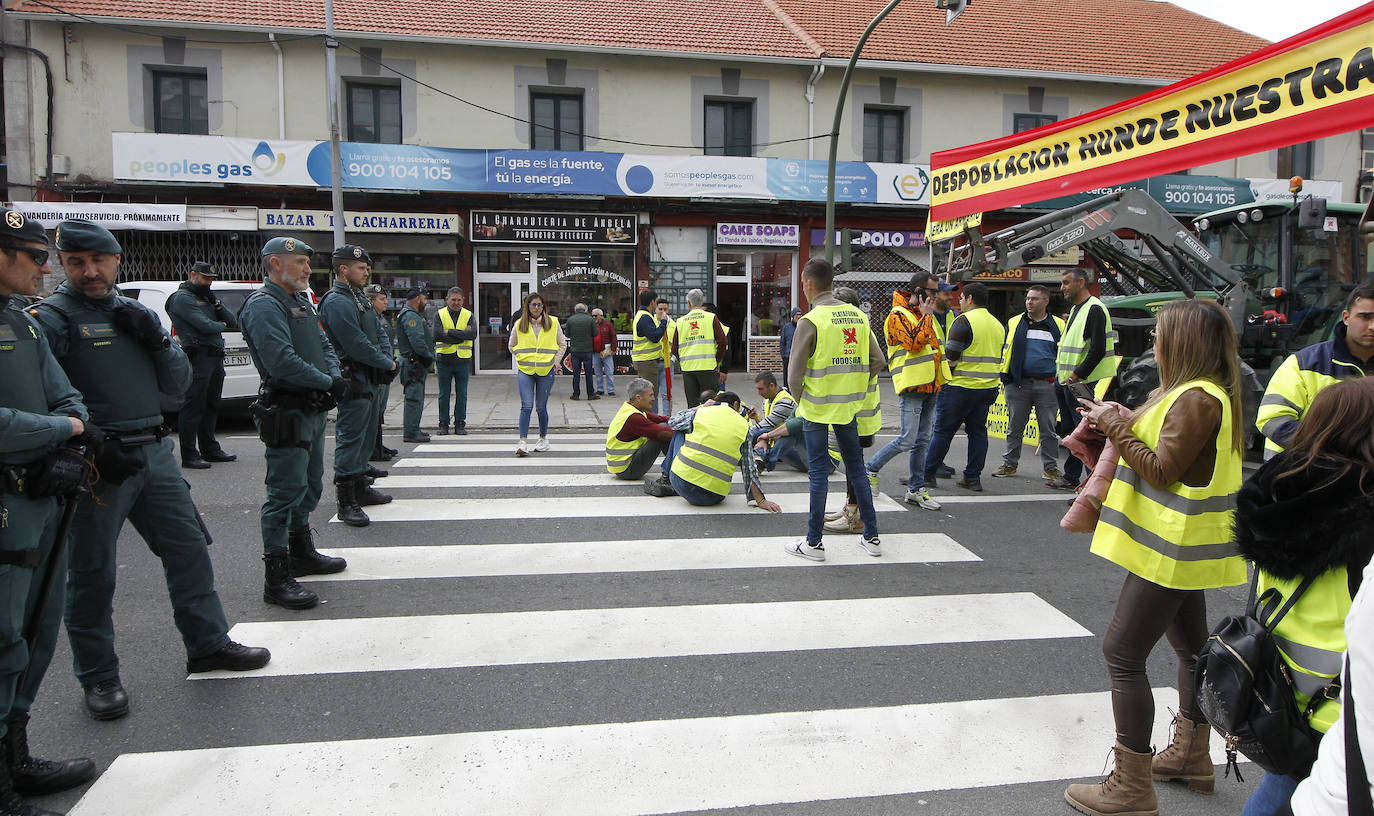 El corte de la travesía de San Rafael, en imágenes