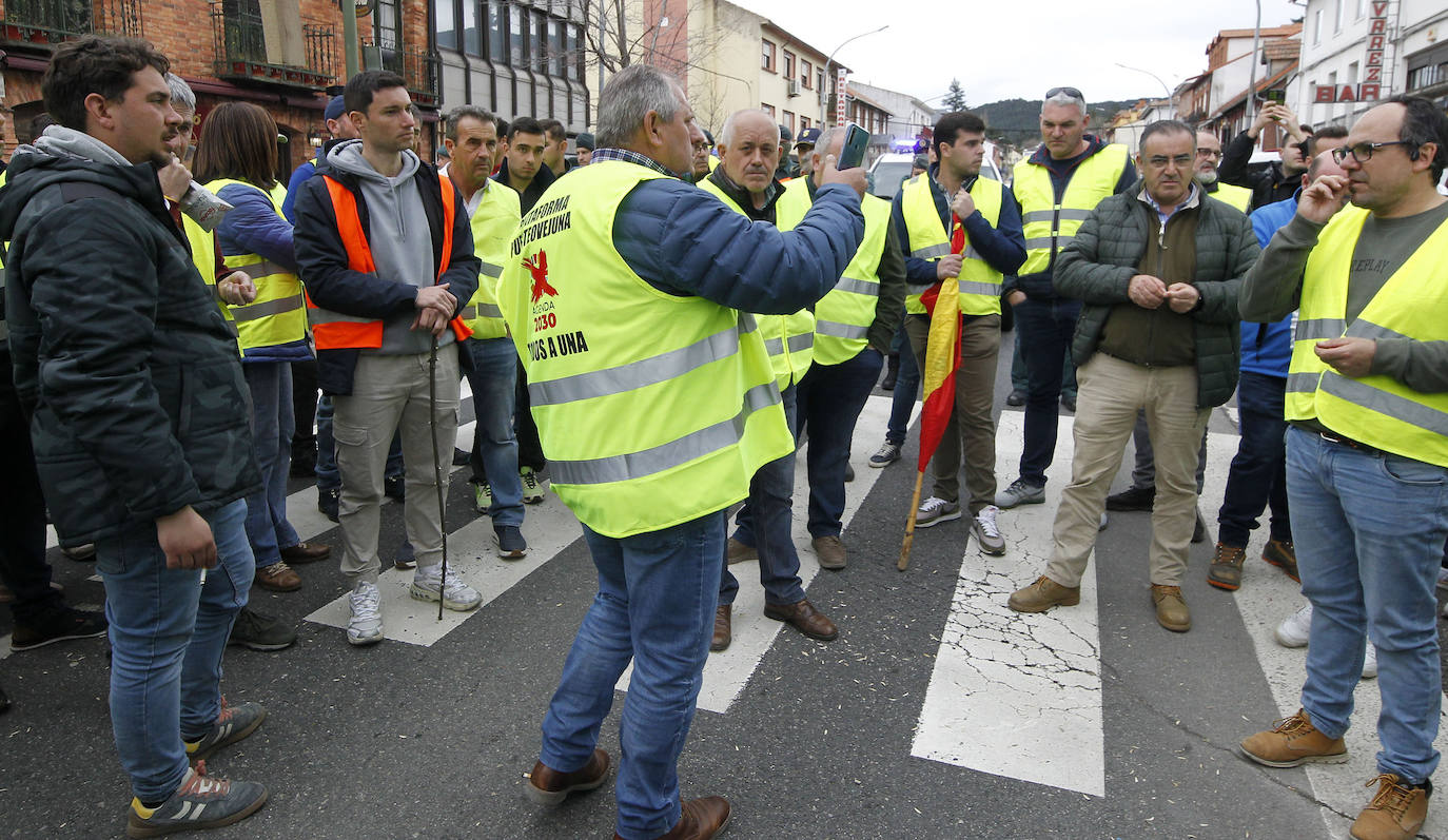El corte de la travesía de San Rafael, en imágenes