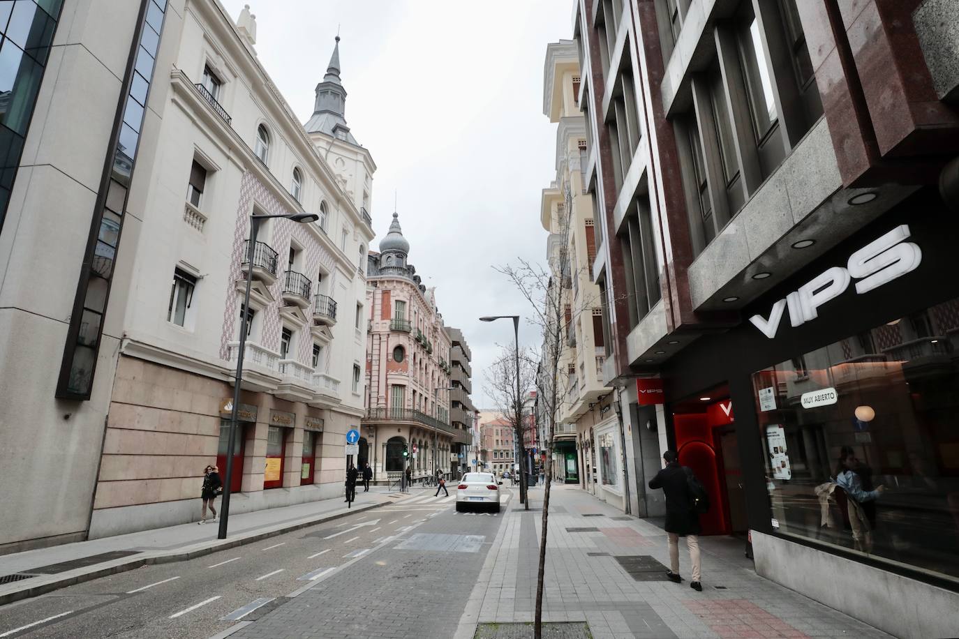 Recorre, en imágenes, la calle Duque de la Victoria