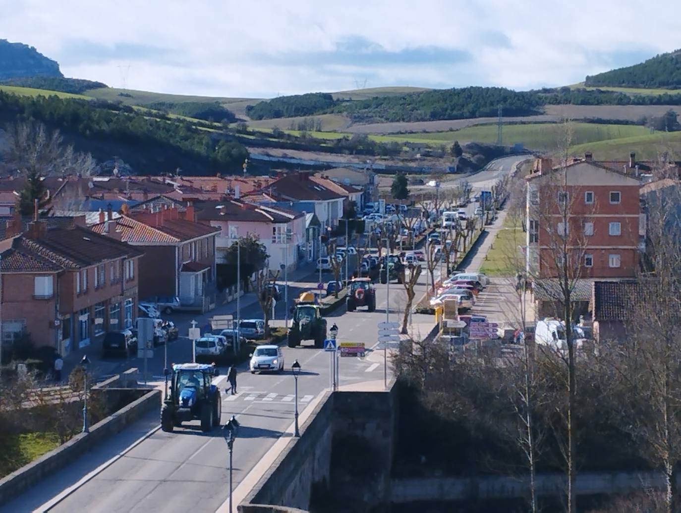 Nueva protesta de tractores en Aguilar